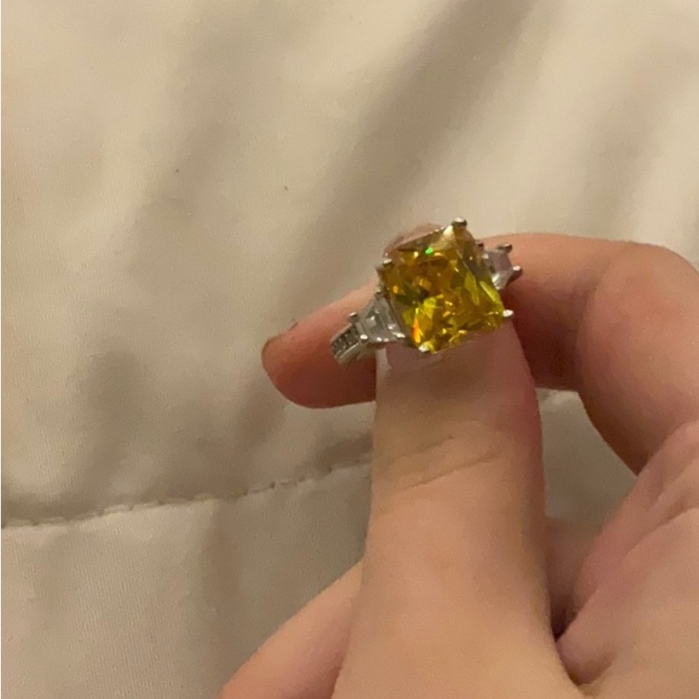 Elegant Yellow Gemstone Silver Ring